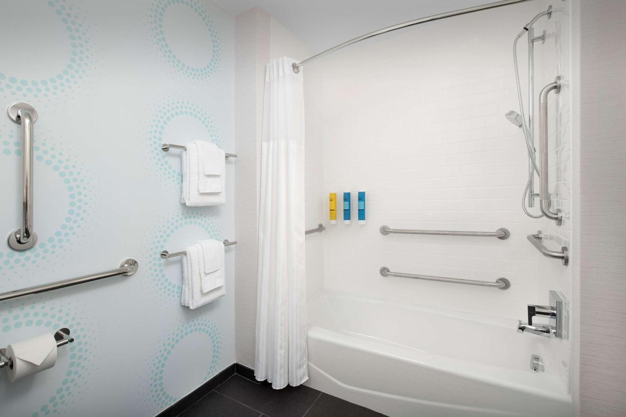 Tru By Hilton Charlotte Airport Lake Pointe Ngoại thất bức ảnh
